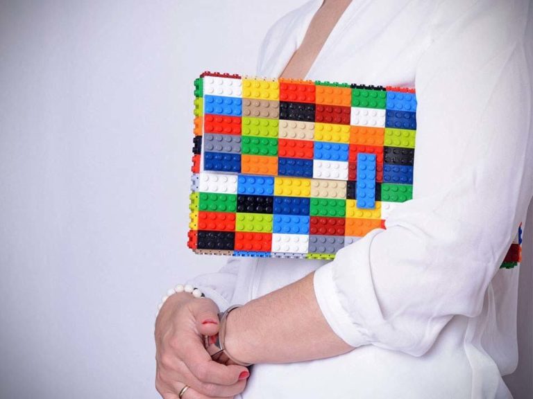 Here Are Some Awesome Handbags Made From LEGO Bricks for Ladies
