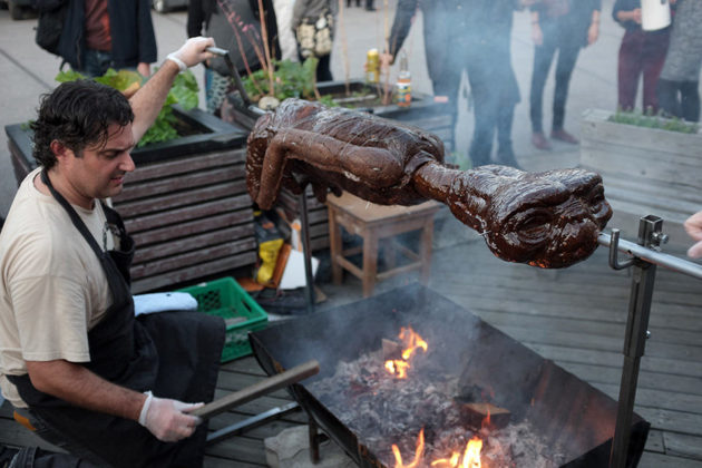 Eating E.T. - Mock Alien BBQ