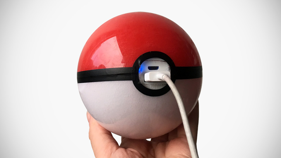 This Pokéball Will Keep Your Phone Juiced When Playing Pokémon Go SHOUTS