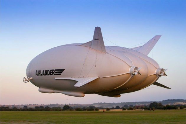 Hybrid Air Vehicles Airlander 10 Maiden Flight in UK