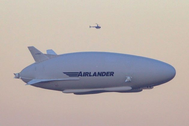 Hybrid Air Vehicles Airlander 10 Maiden Flight in UK