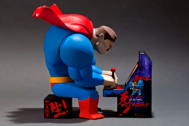 Superman Playing Arcade Vinyl Figure by Fools