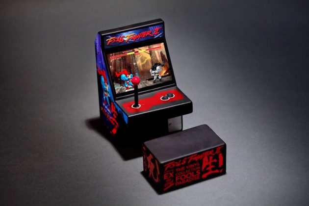 Superman Playing Arcade Vinyl Figure by Fools