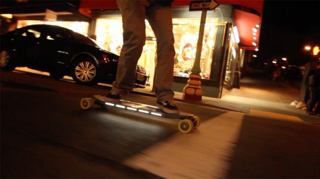 Blink Qu4tro Electric Skateboard by Acton