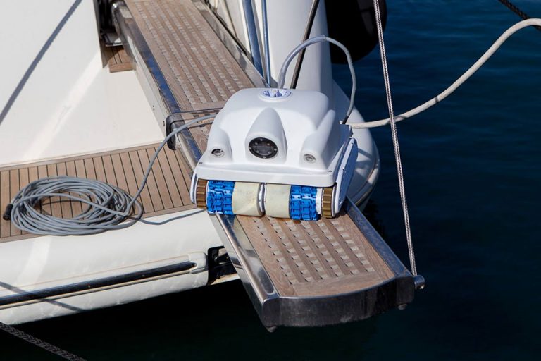 Meet Keelcrab Sail On, The World’s First Boat Hull Cleaning Drone