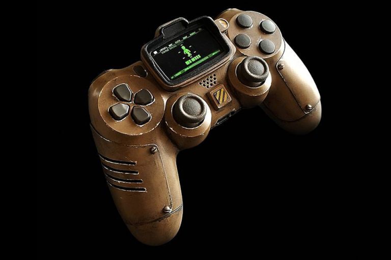 This Custom Fallout DualShock 4 Controller Has A Flipping Pip Boy Shouts