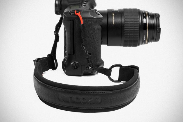 Incase Leather Neck Strap for DSLR Camera