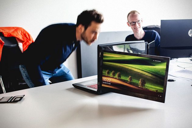 Le Slide Adds Two Displays To Your Laptop