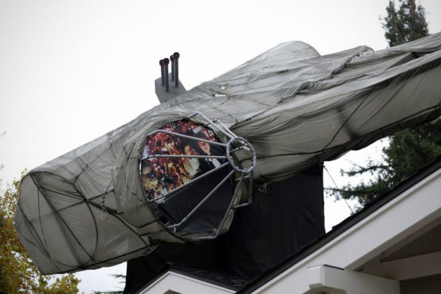 DIY 29-foot Millennium Falcon Roof Decoration