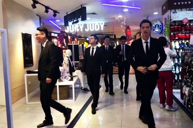 Boyfriend Sharing Service at Chinese Shopping Mall