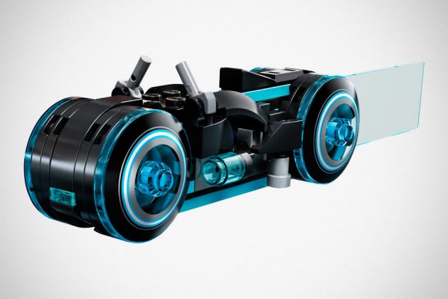 LEGO TRON Legacy Light Cycle Set Official