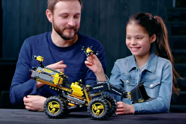 LEGO Technic 42081 Volvo Concept Wheel Loader ZEUX