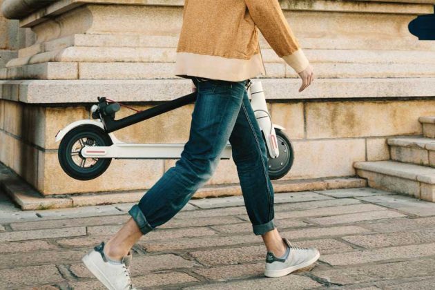 Xiaomi Mi Electric Scooter