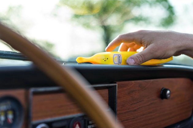 Banana Phone Bluetooth-enabled Mobile Handset