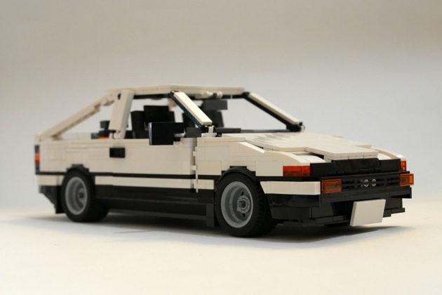 Custom-LEGO-Toyota-AE86-on-