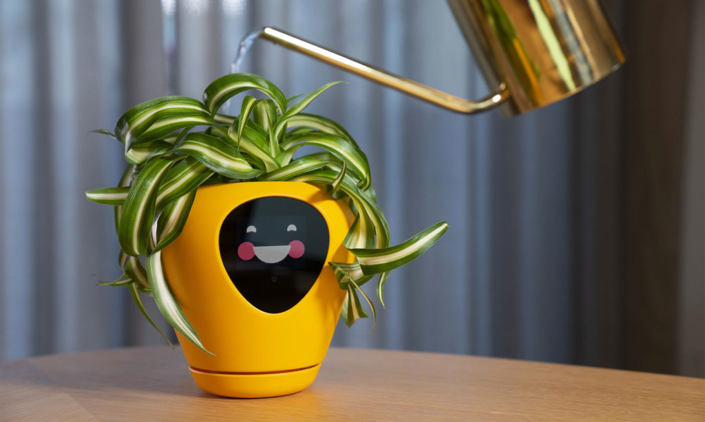 Lua Smart Planter With Feelings