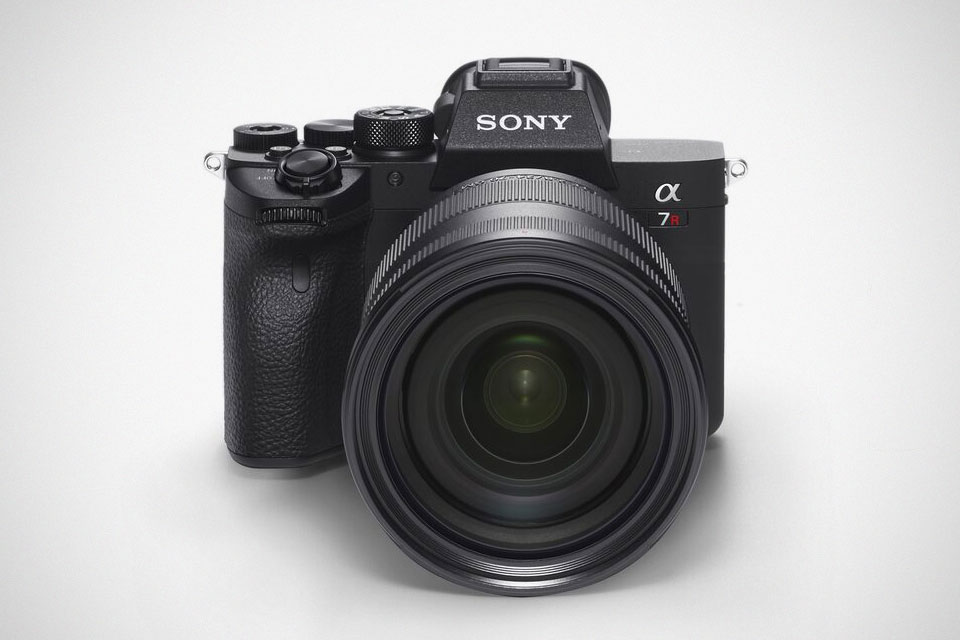 Sony Alpha 7R IV Full-frame Camera