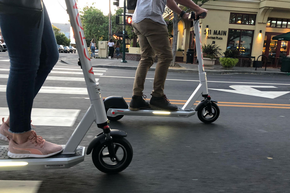 Acton M PRO Scooter with Swappable Battery