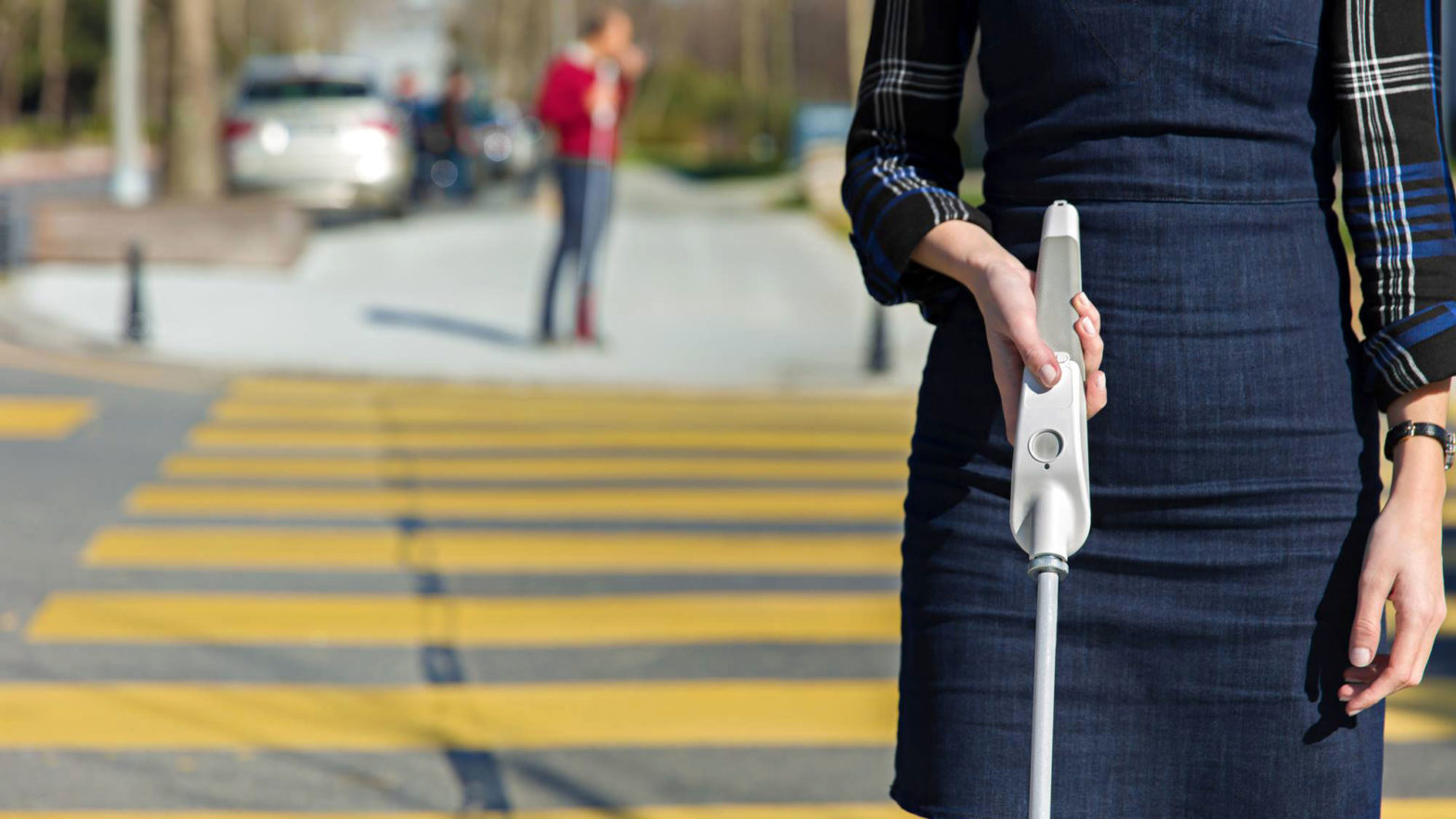 This Smart Cane Helps The Visually Impaired To Navigate The Streets