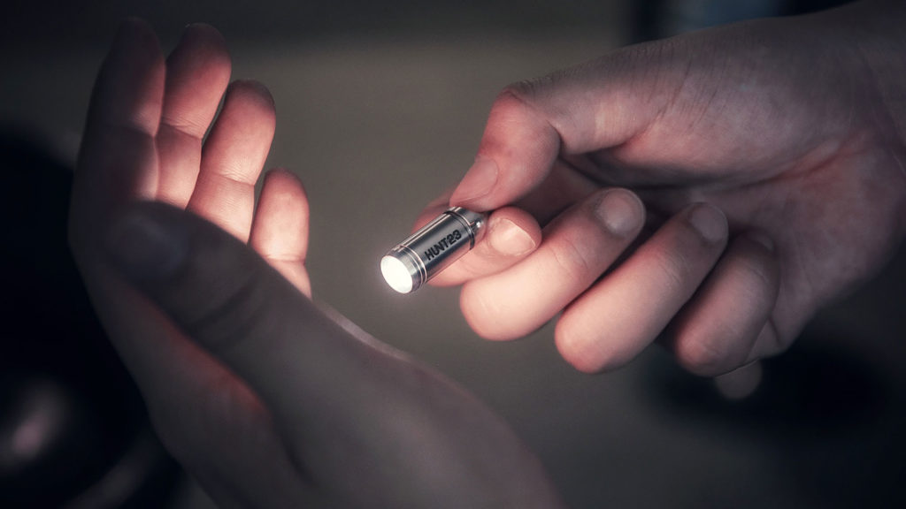 HUNT23 Multi-Function Flashlight