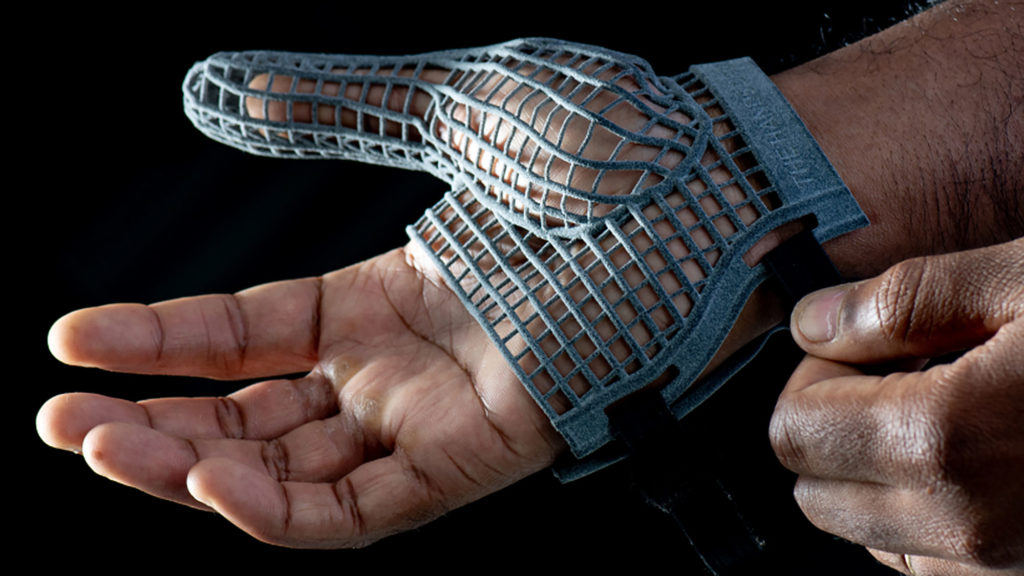 Jaguar Land Rover 3D-printed Glove