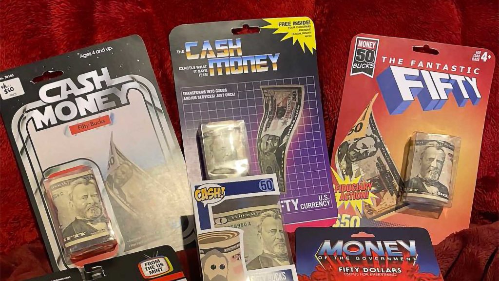 Cash Christmas Gifts In Special Packaging