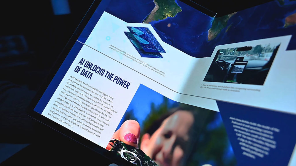 Intel Horseshoe Bend Concept Laptop