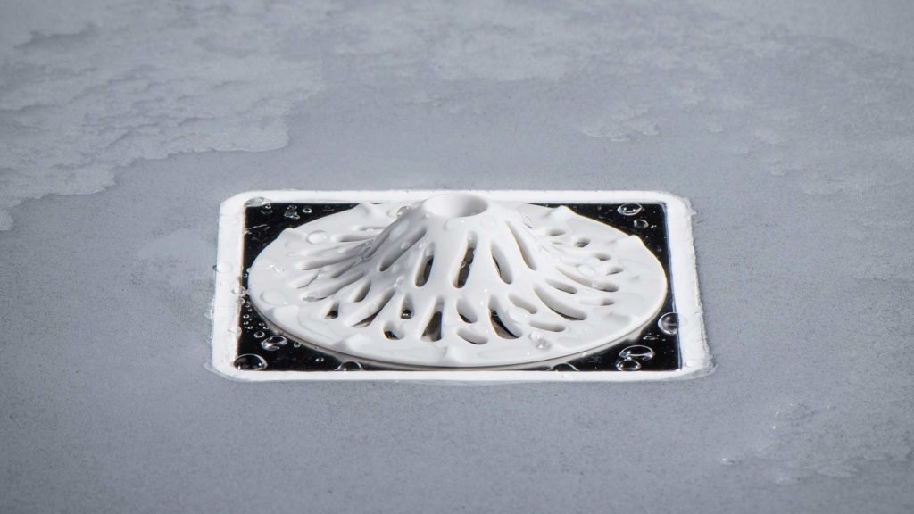 Huroyama Catches Hair and Debris in Shower