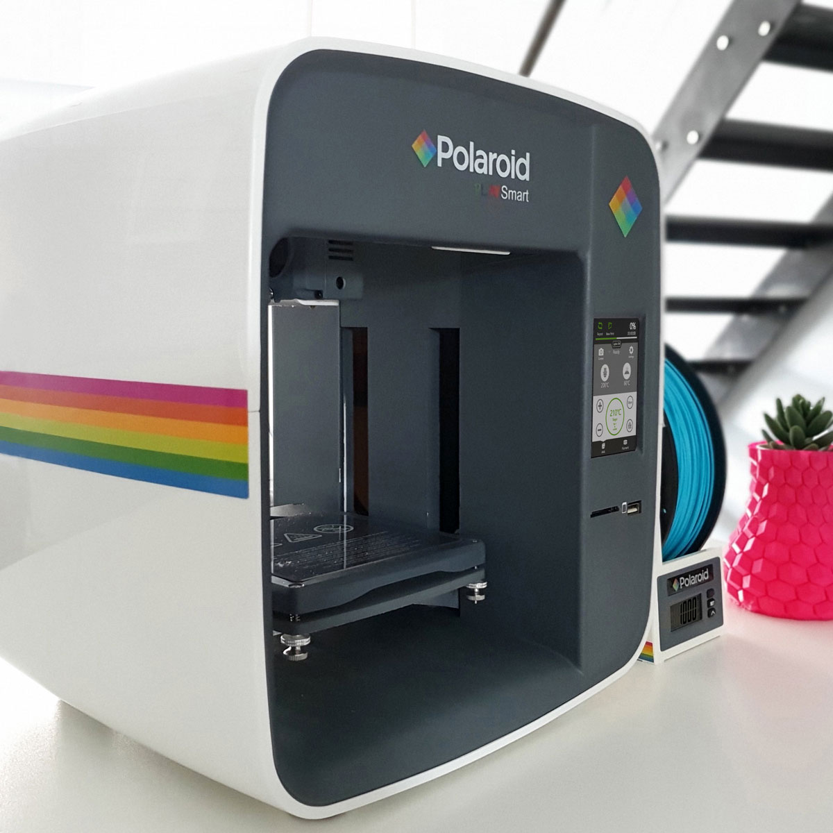 Polaroid PlaySmart 3D Printer Proves That 3D Printer Can Actually Look Polaroid PlaySmart 3D Printer Proves That 3D Printer Can Actually Look