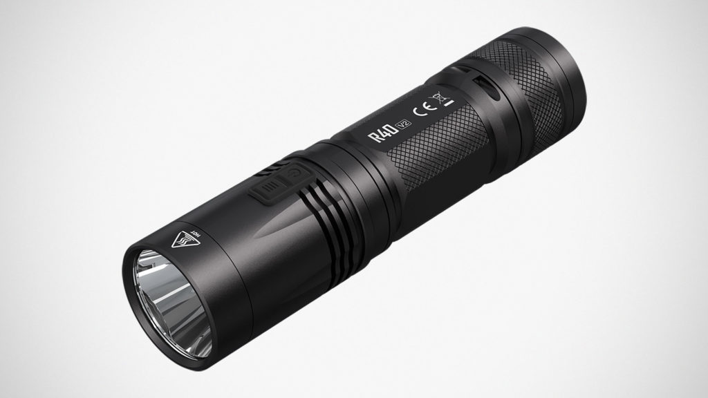 NITECORE R40 V2 Wireless Charging Flashlight