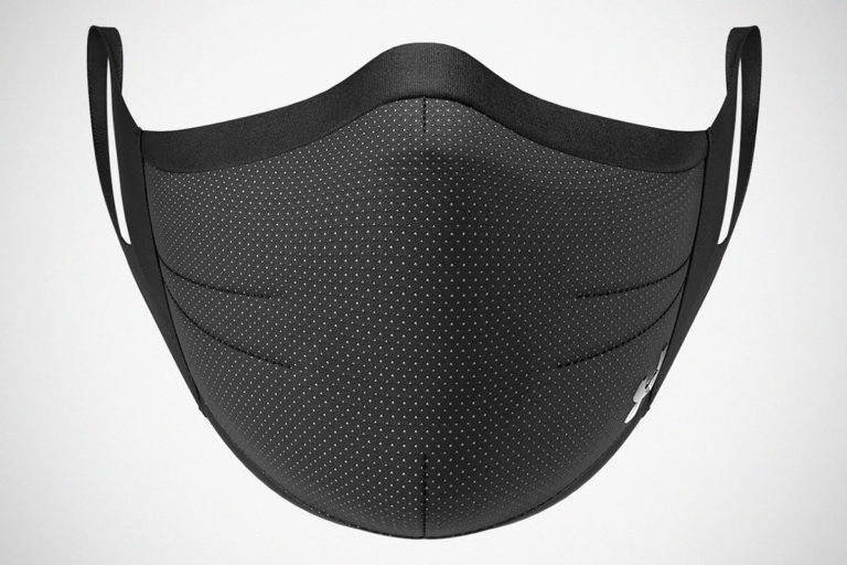 Under Armour Sportsmask Is A Face Mask for Athletes In This Difficult