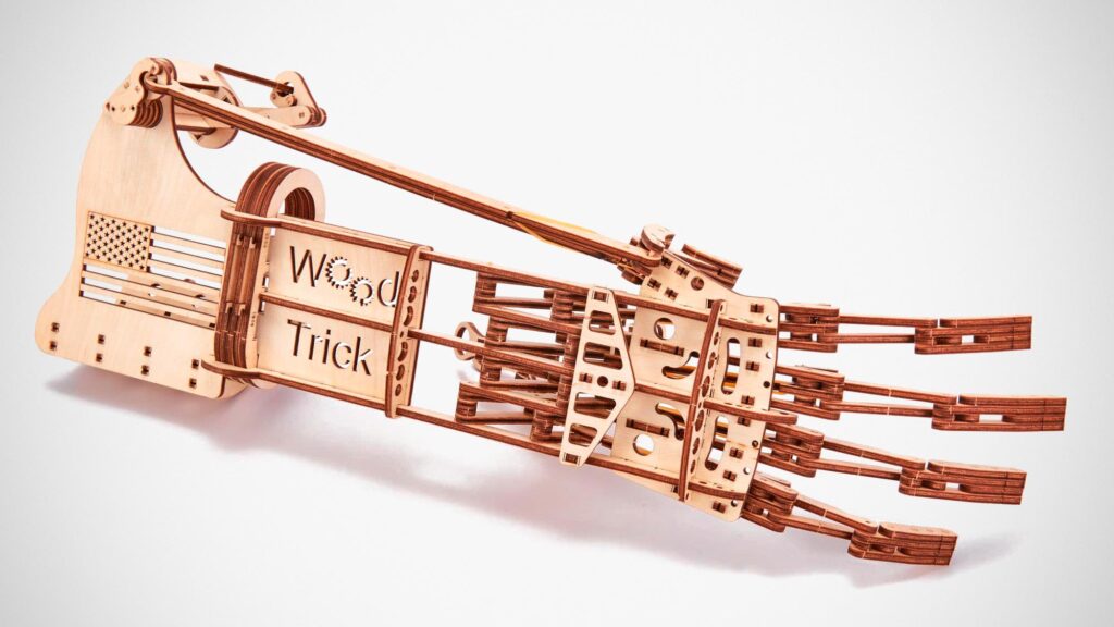 Wood Trick Buildable Wooden Robot Hand