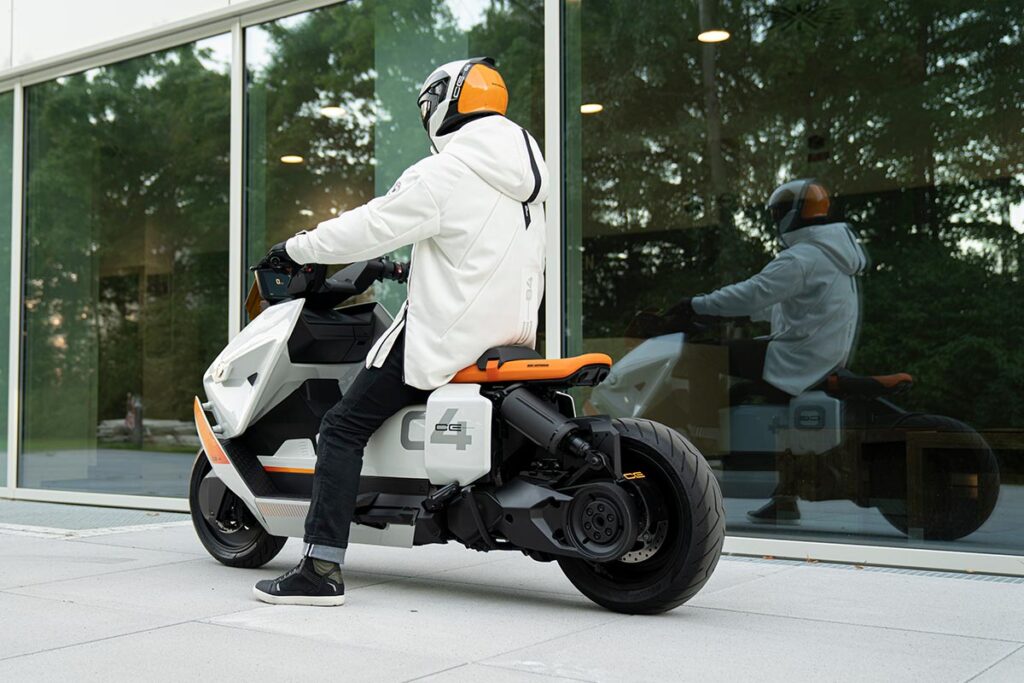 BMW Motorrad Definition CE 04 Electric Maxi-Scooter