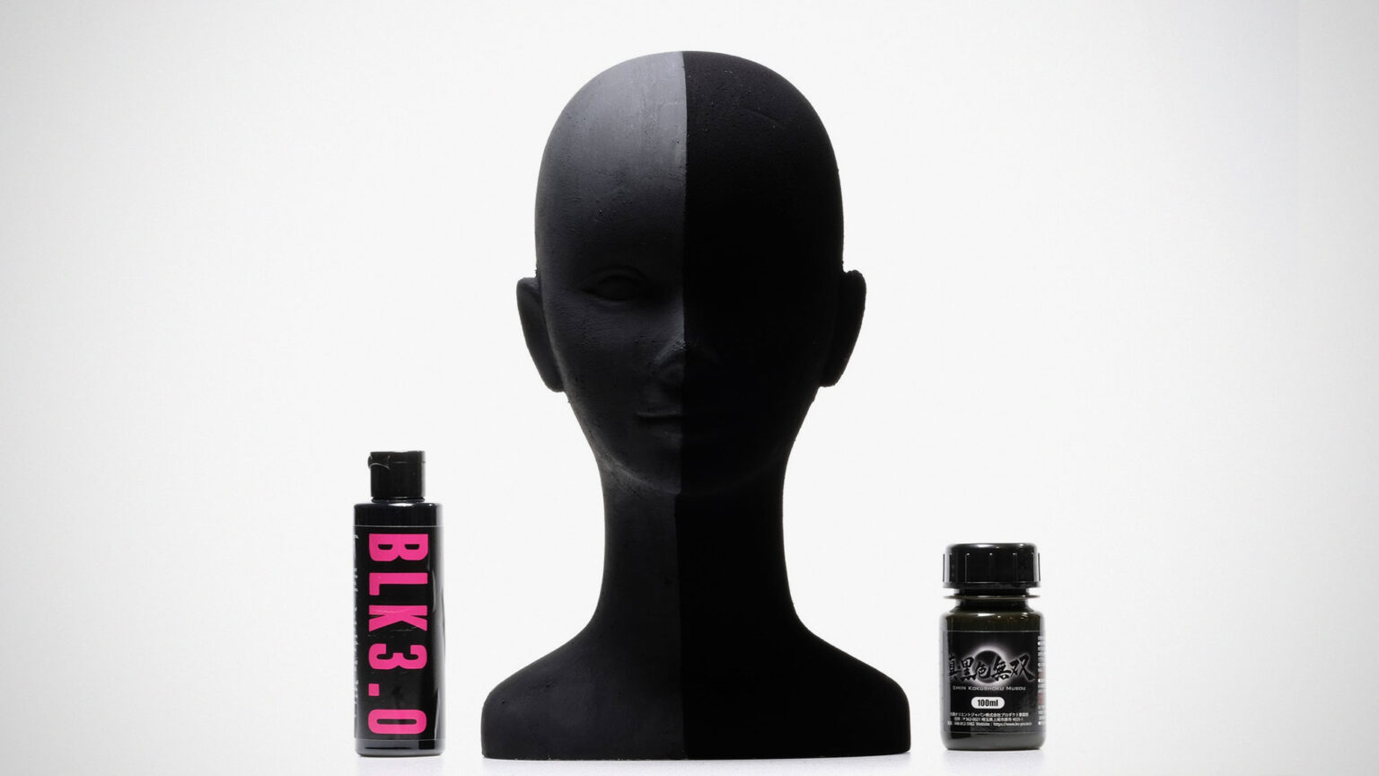 Musou Black Acrylverf 100 Ml - Zwartste Zwart Ter Wereld, 99,4% Lichtabsorptie - Made In Japan