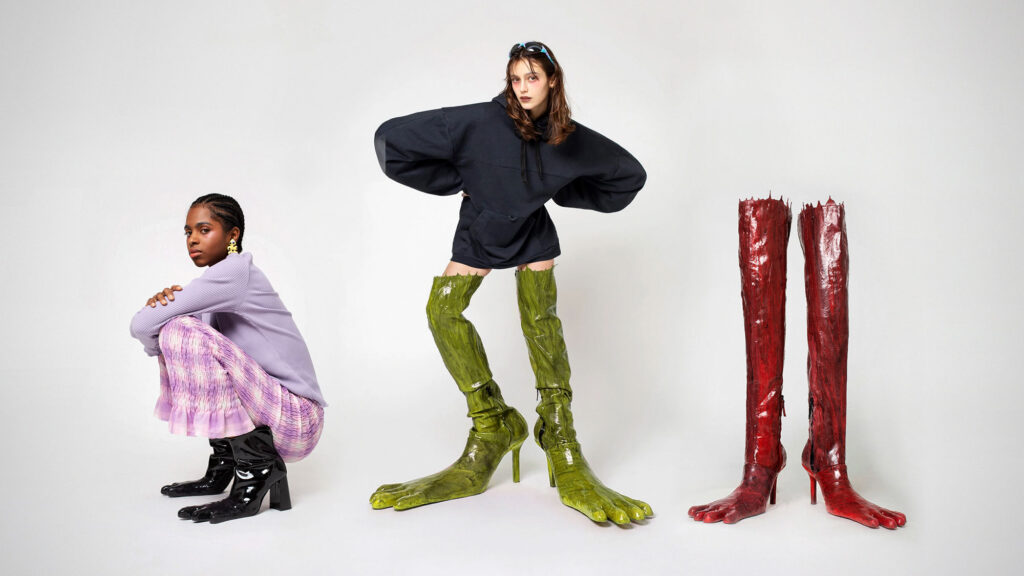 AVAVAV Four-toed Boots and Heels