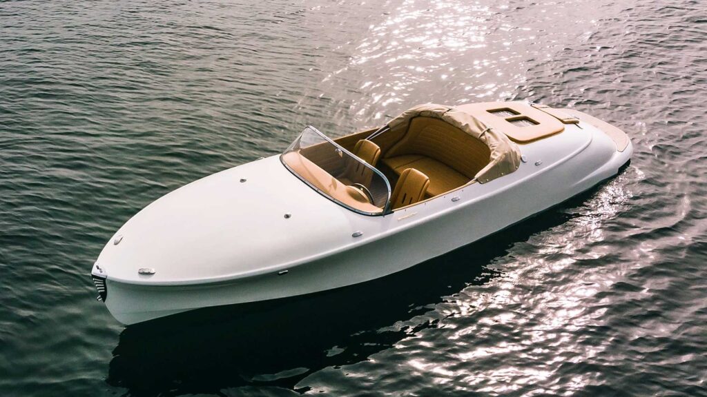 Hermes Speedster Electric Speedboat