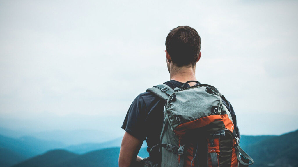 A Guide To Saving Money While You Travel