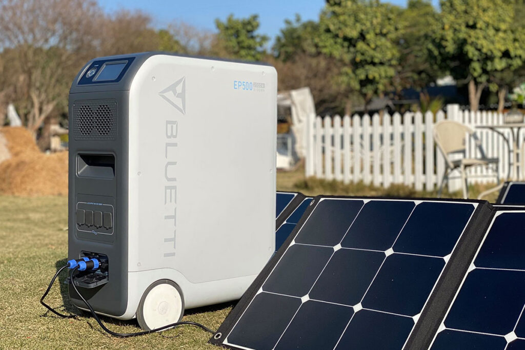 Bluetti EP500 2,000W 5,100Wh + Solar Panels Complete Solar Generator K