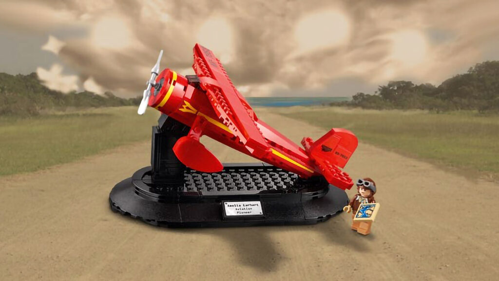 LEGO 40450 Amelia Earhart Tribute Set Free