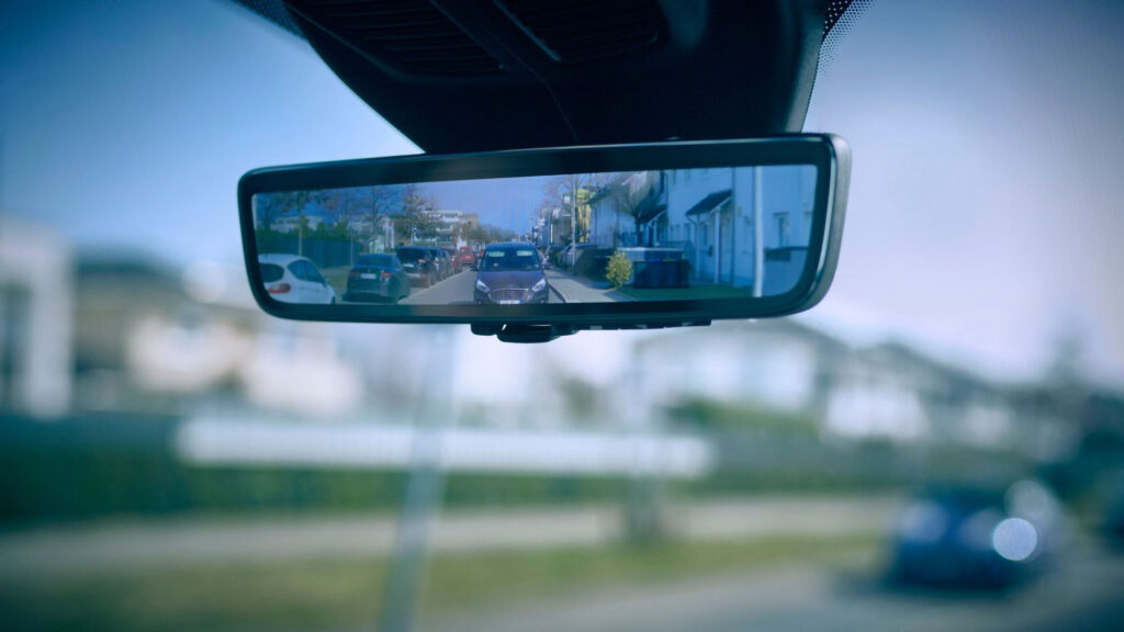 Ford Rightview Ford Introduces High-definition Screen Rear View Mirror For Ford Transit
