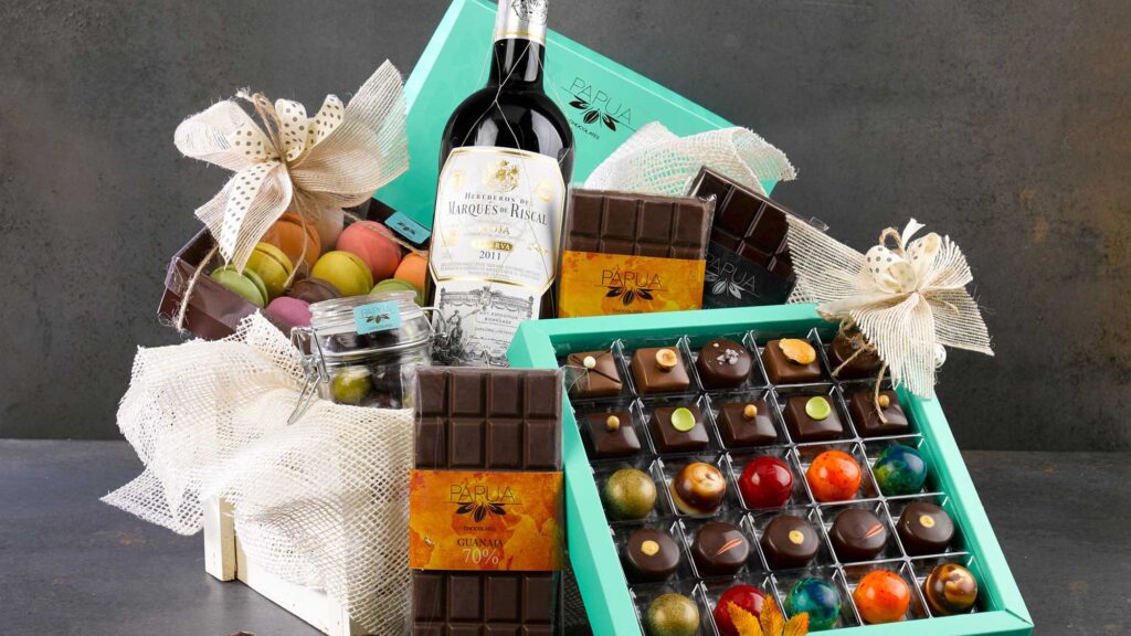 List Of Things To Put In A Birthday Gift Basket