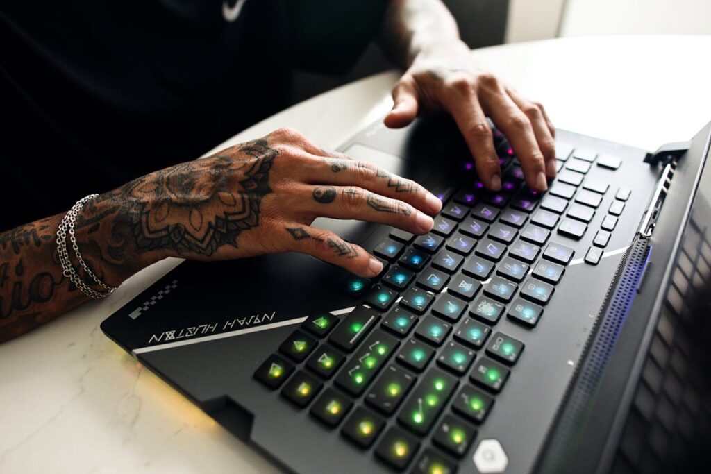 ASUS ROG Strix Nyjah Huston Special Edition