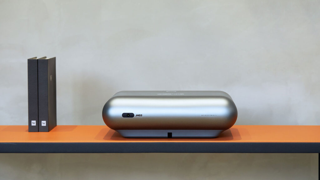 JMGO O1 Series Ultra-short Throw Projectors