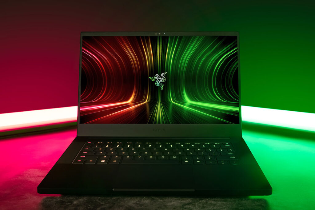 Razer Revealed Its First Ever Razer Blade Powered By An AMD Processor