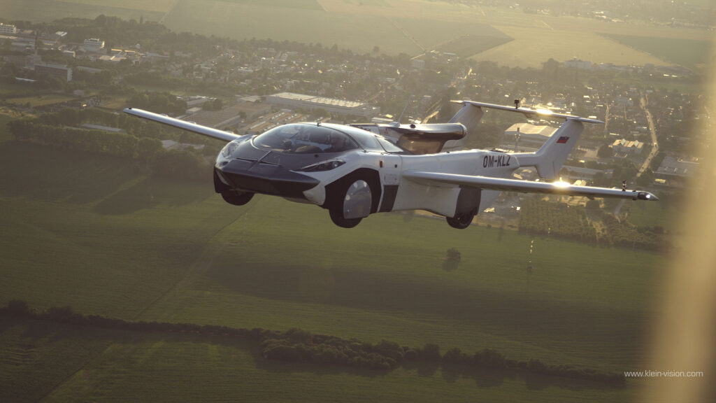 Klein Vision Flying Car Makes First Inter-city Flight