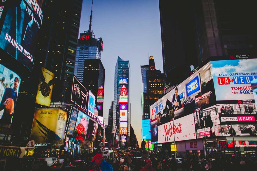 Make Sure You Try These Top 6 Activities When Visiting NYC - SHOUTS