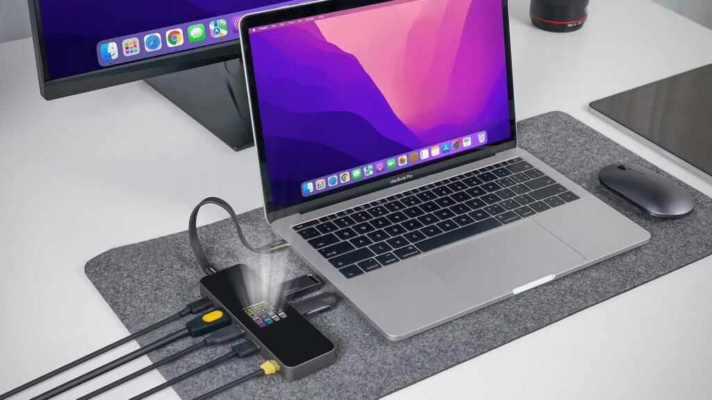 DockCase USB-C Smart Hub with a Display
