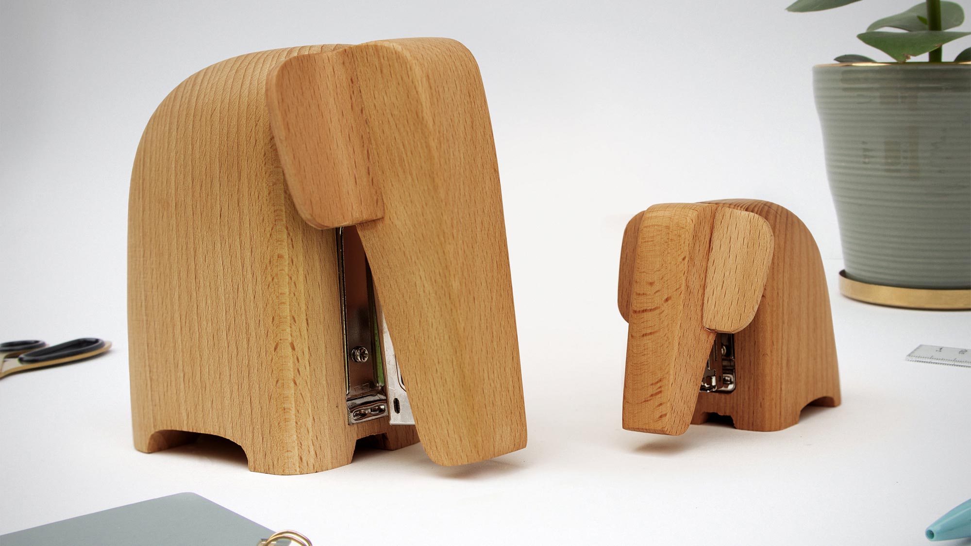 Wooden Elephant Stapler by SUCK UK