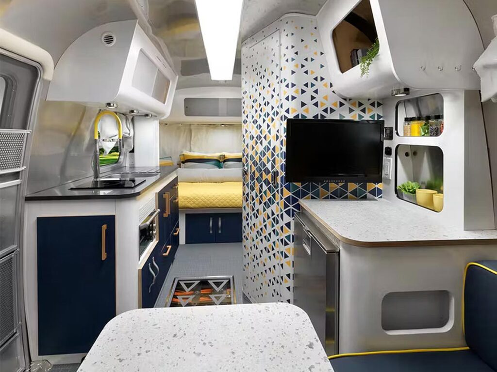 Airstream eStream Concept