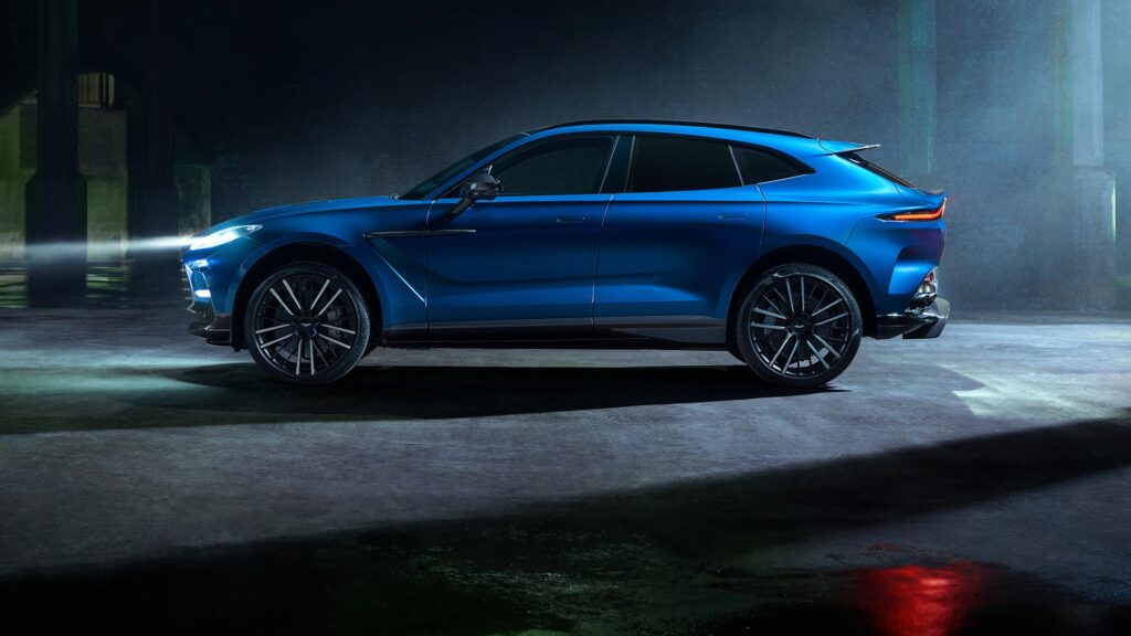 2022 Aston Martin DBX707 SUV